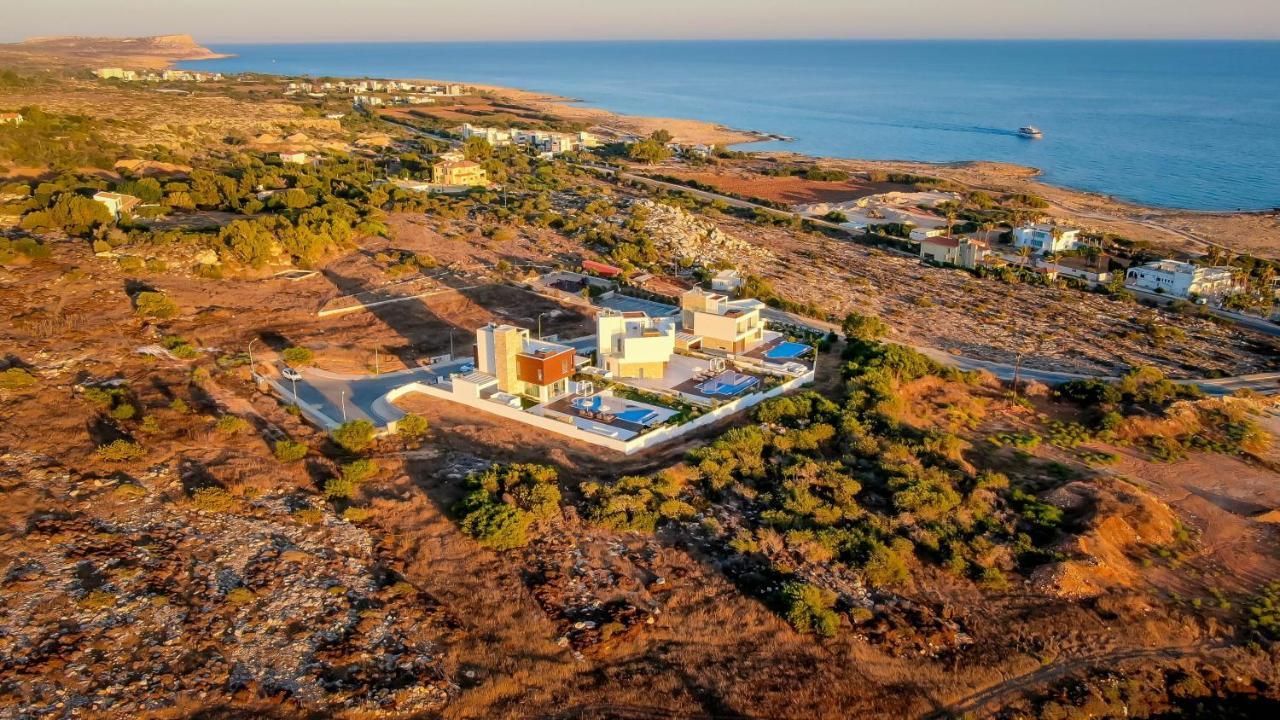 Love Bridge Seaview Villas Agia Napa Exterior foto