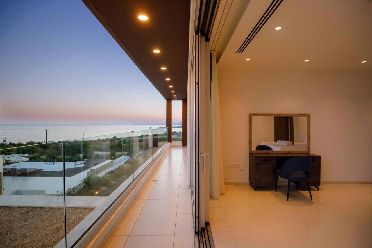 Love Bridge Seaview Villas Agia Napa Exterior foto