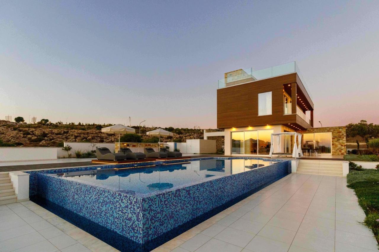 Love Bridge Seaview Villas Agia Napa Exterior foto
