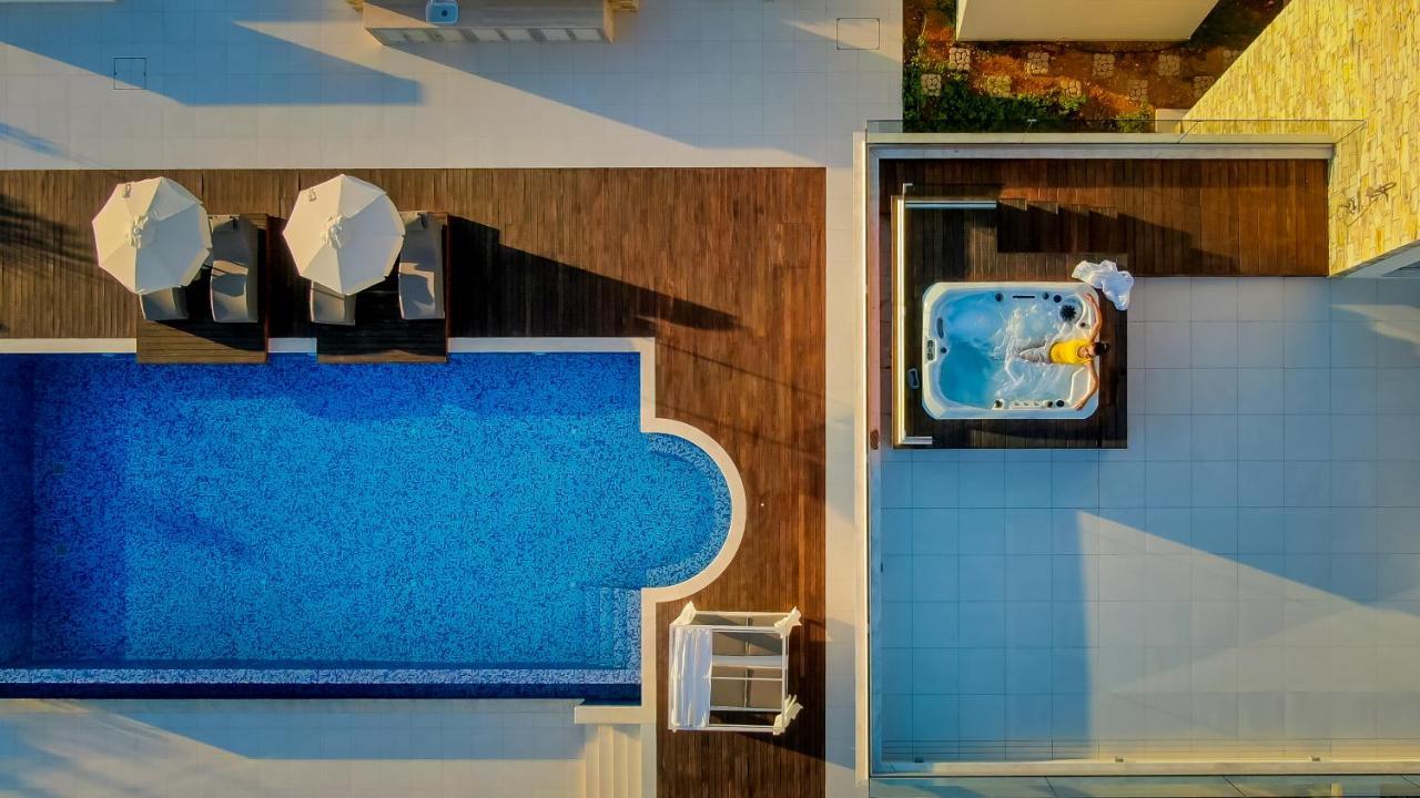 Love Bridge Seaview Villas Agia Napa Exterior foto