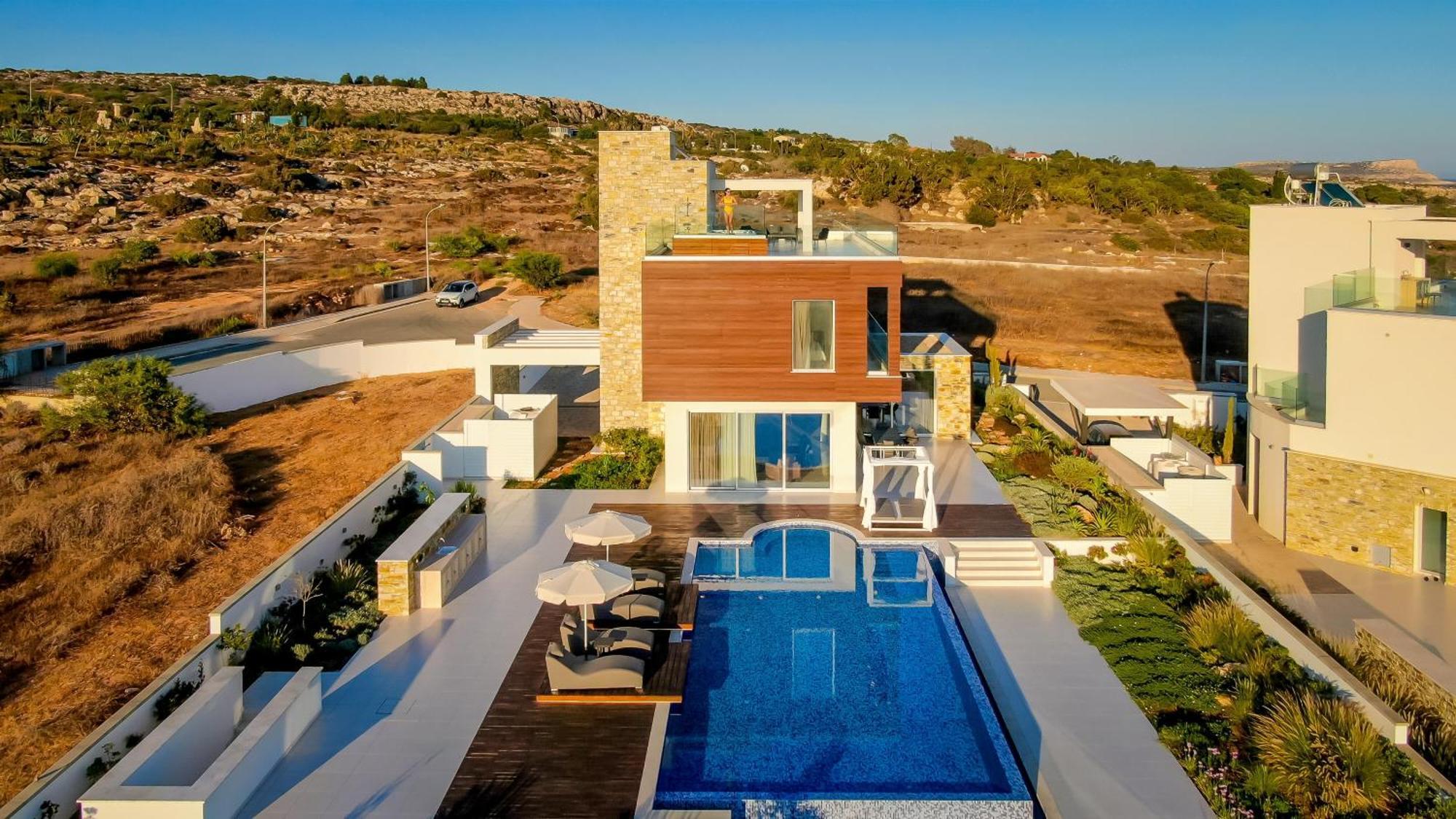Love Bridge Seaview Villas Agia Napa Exterior foto